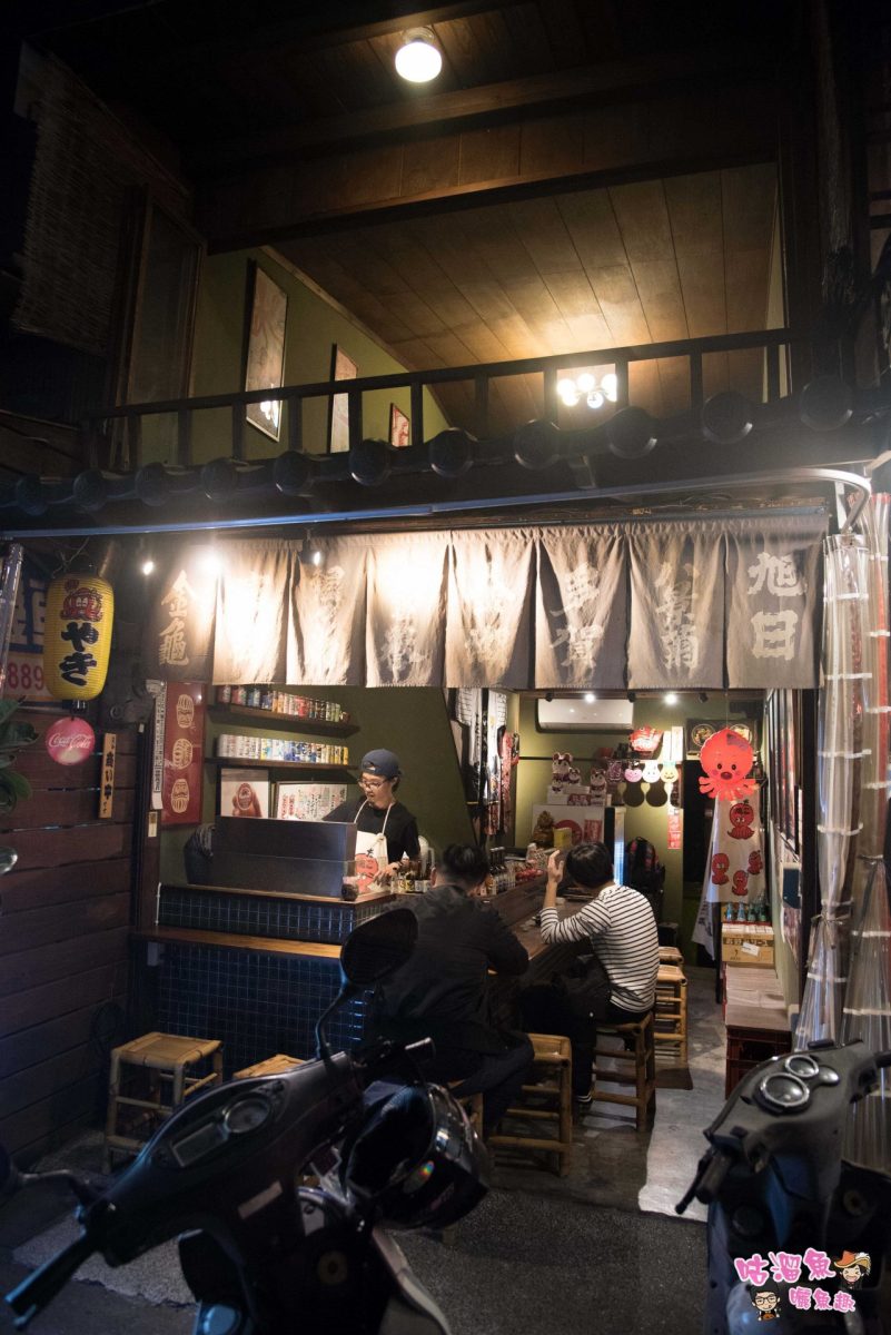 【台南美食】蛸屋本舖 - 口感如同在日本所吃到的章魚燒，非常有特色的一間小店
