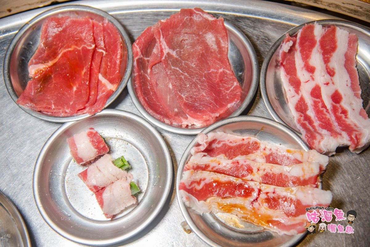 【嘉義美食】五花肉. KR 韓國烤肉BBQ嘉義店 - 平價吃到飽，燒肉吃爽爽！除了燒肉還有多種韓式料理一樣享有吃到飽