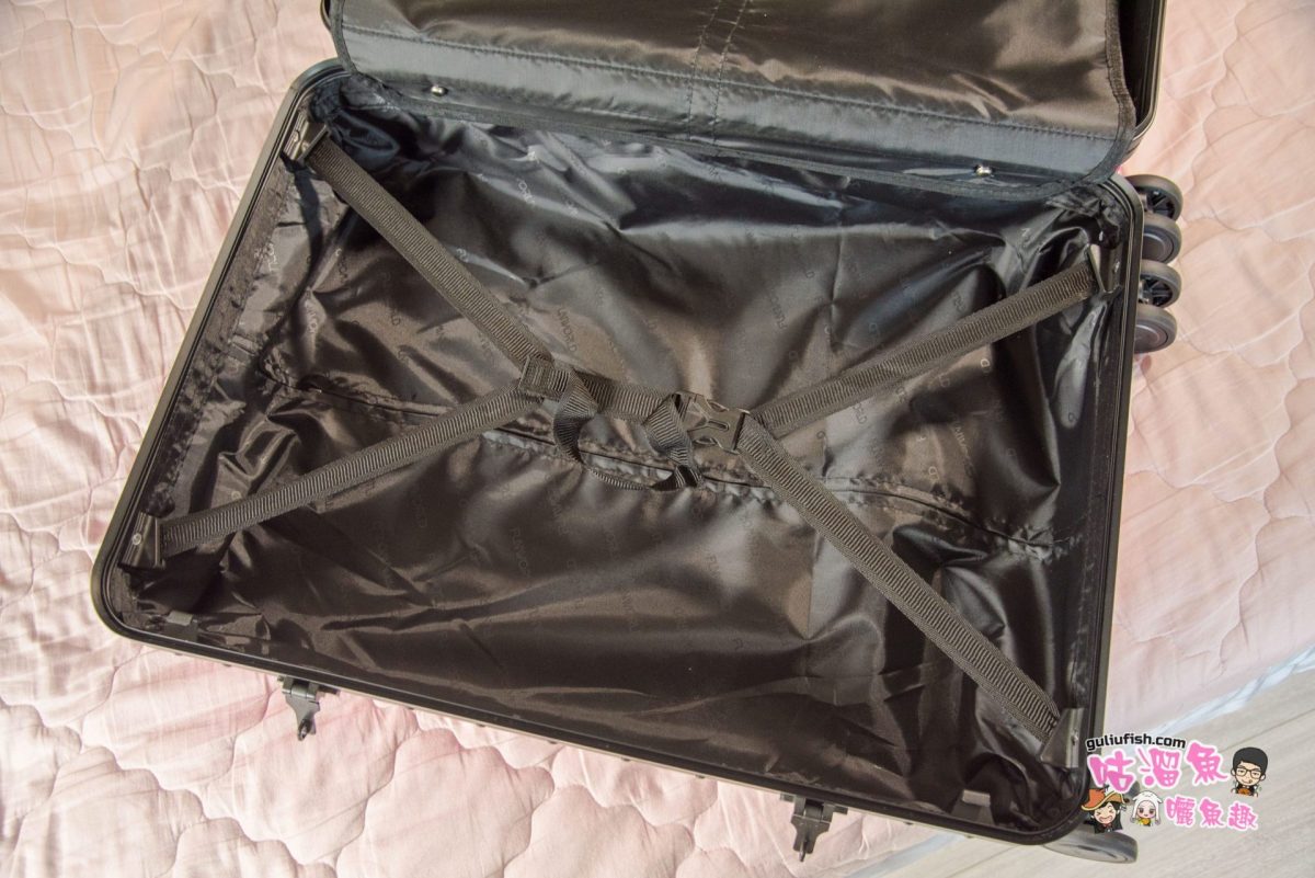 【行李箱】FUNWORLD 鑽石系列鋁框行李箱 - 多種顏色好看又有質感，既大容量且拿起來輕盈