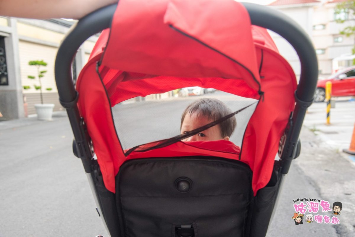 嬰兒推車推薦》Vivibaby 0.1秒瞬收手推車，媽媽的小幫手，省力收納又省空間，攜帶外出超方便！