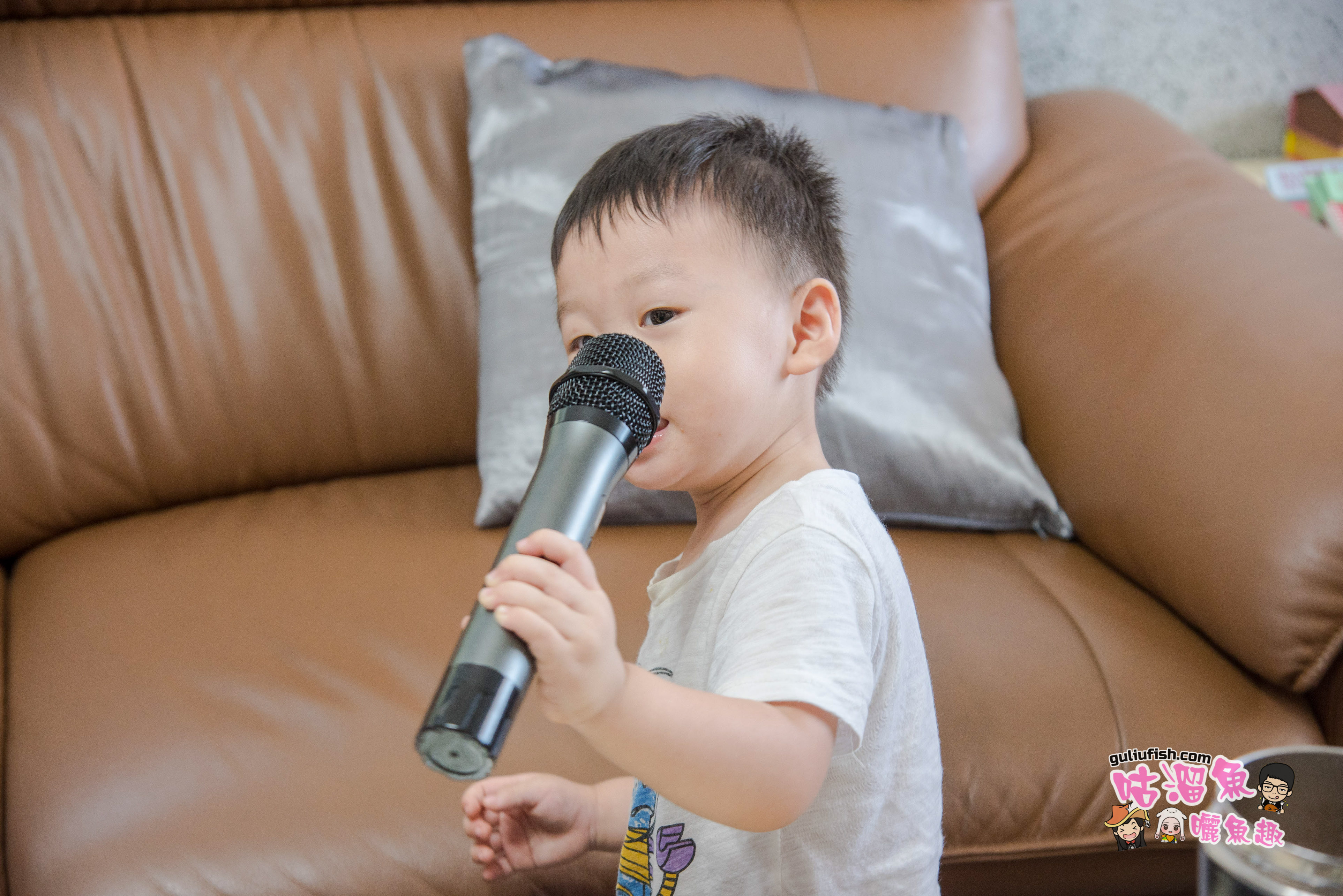 卡拉OK伴唱機推薦》金嗓公司 Super Song 600 行動式多媒體伴唱機，一機搞定在家唱也能很歡樂