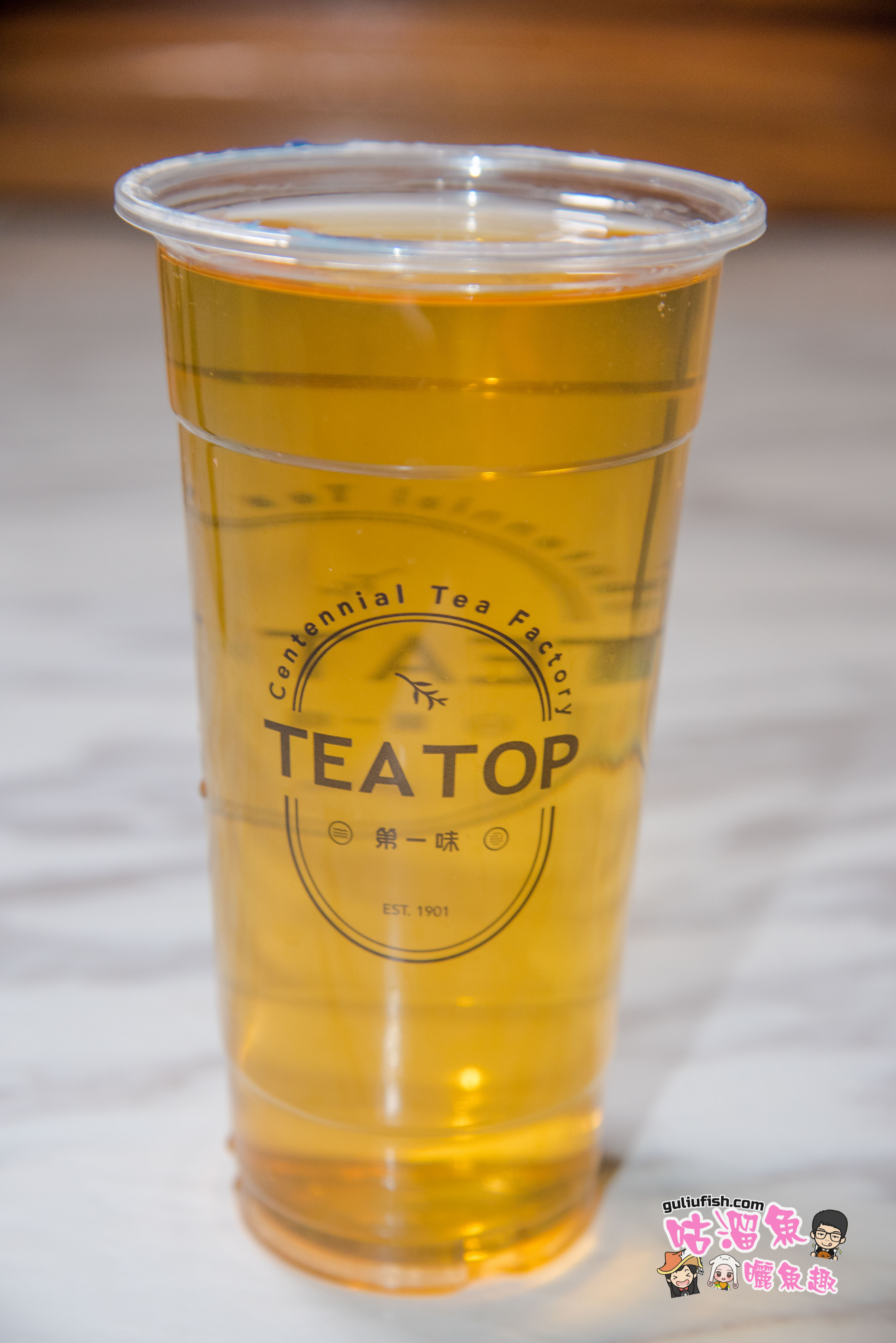 高雄飲料推薦》TEA TOP第一味 一心店：上等茶壺泡的甘醇好茶，搭配多種新鮮、特色口感喝法