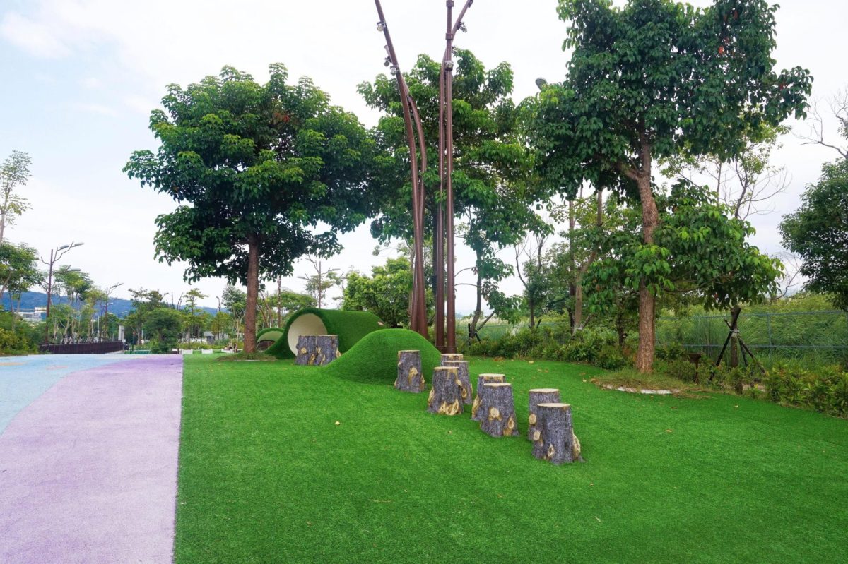 新竹景點》竹東台泥公園：超放電、超好玩的特色親子公園！空間大且色彩繽紛 小孩玩到不想回家
