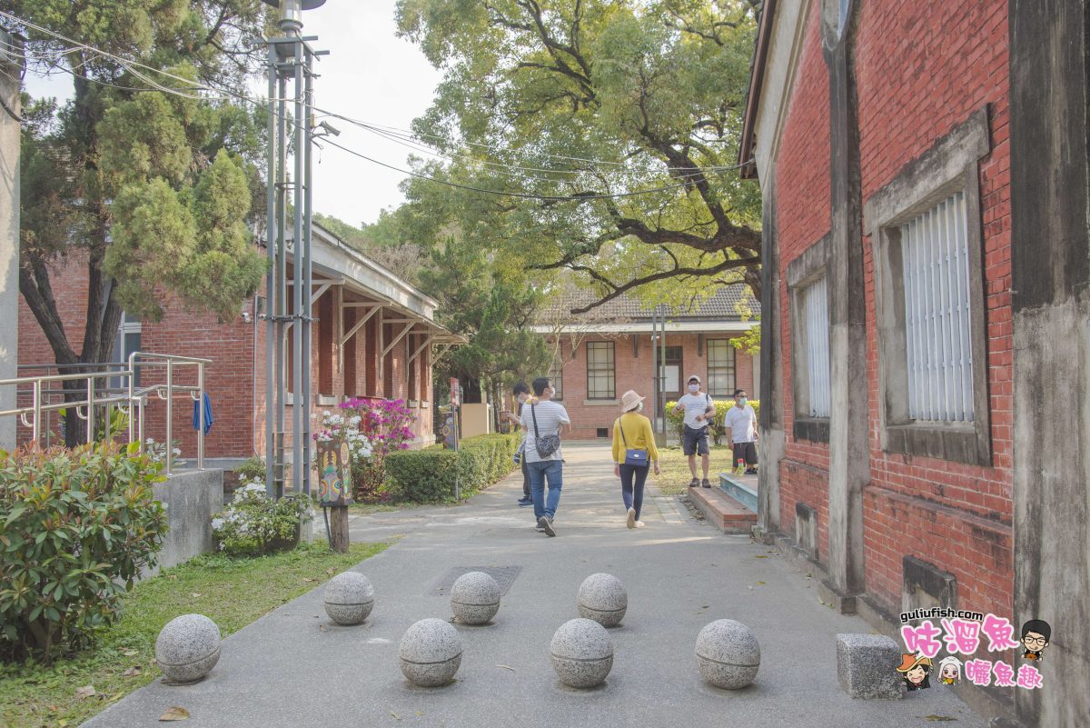 台南景點》總爺藝文中心：免費景點！日式古蹟建築超好拍，輕鬆愜意漫步大片草地，還可遛小孩