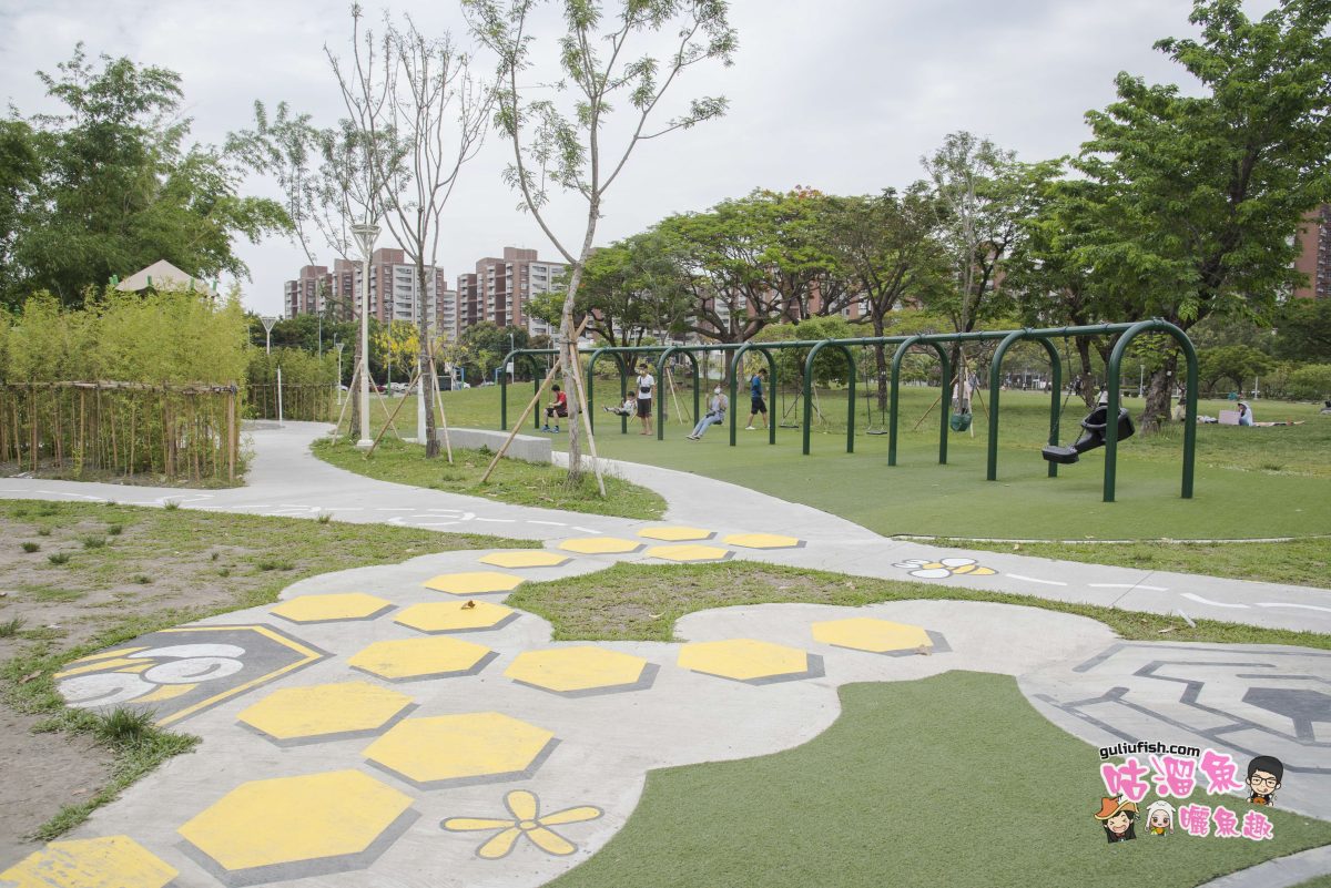 高雄親子景點》免費玩！竹林主題的特色親子公園，岡山河堤公園共融遊戲場