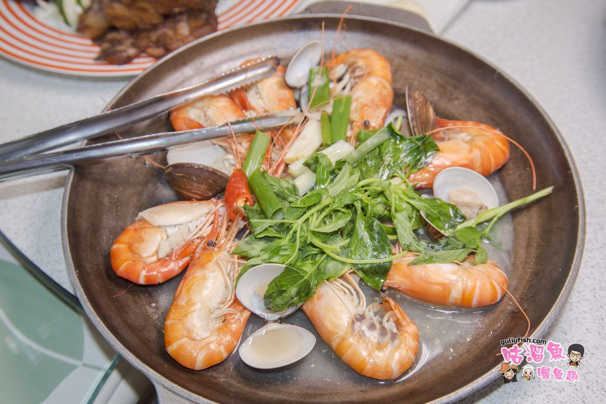 屏東美食》網美親子迷你樂園好玩又好拍，黃金蝦無毒泰國蝦餐廳獨特海水SPA新鮮必吃！
