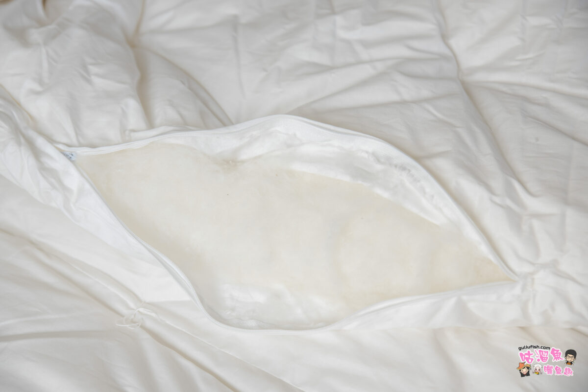 保暖厚被推薦》超輕超好收納的LoveFu 手工棉被，既保暖又透氣，還很有質感，冬天不可或缺的睡眠好物