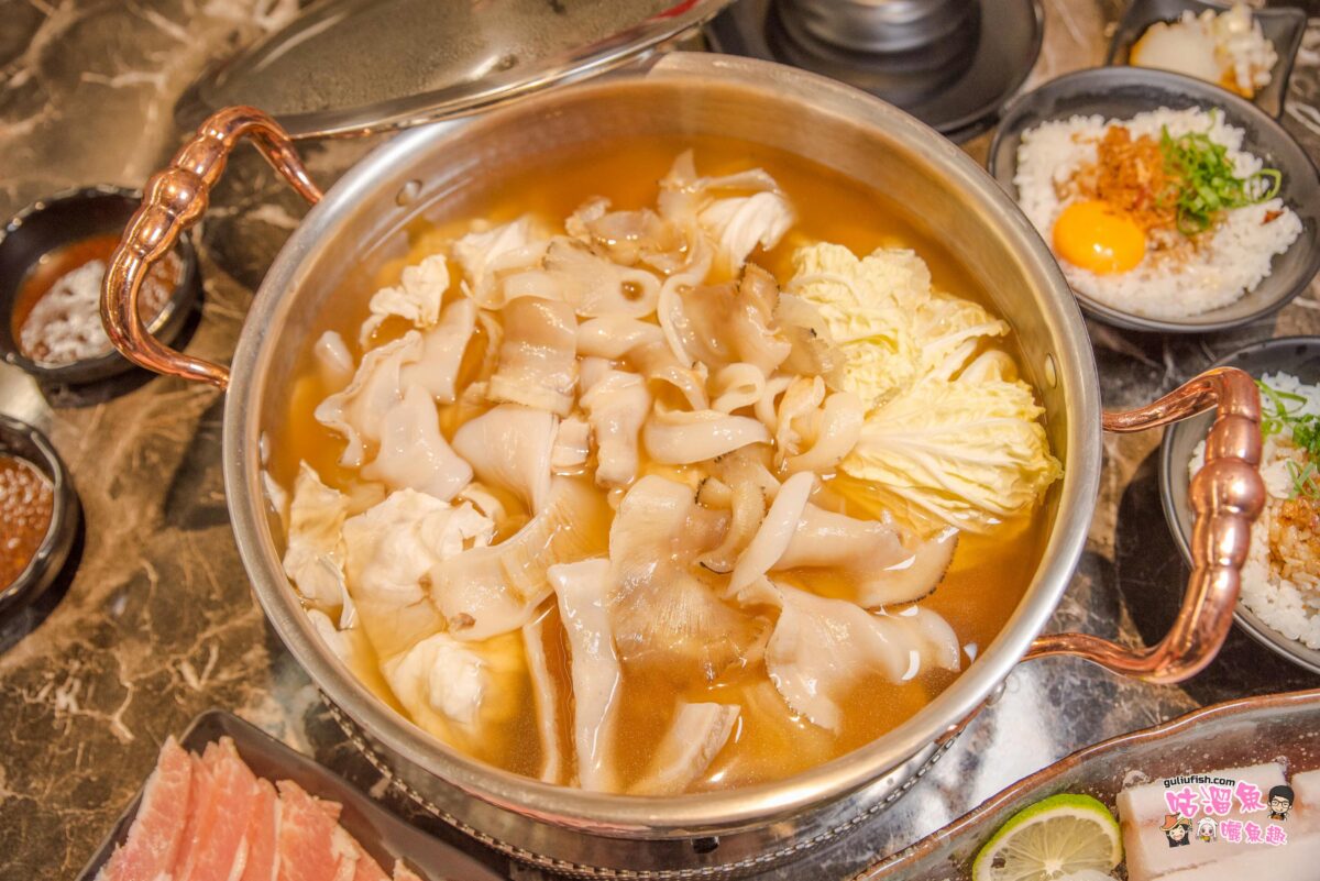 屏東潮州美食》貨真價實且用料實在的喬汕聖鍋物，豐富魚翅膠原鍋好吃讓人上癮！