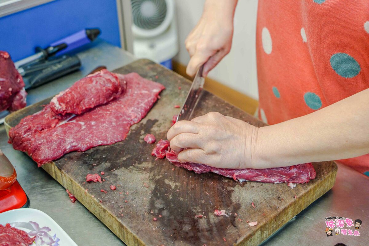 高雄美食》大哥大涮牛肉台南溫體牛 | 在地營業多年，饕客推薦必吃的溫體牛肉火鍋