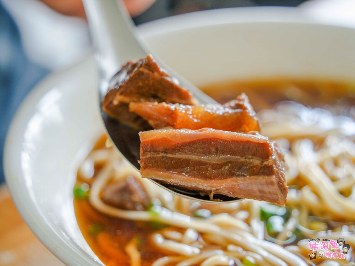 大雅牛肉麵 | 有冷氣且好停車，隱藏巷弄裡的在地人必吃小吃美食！