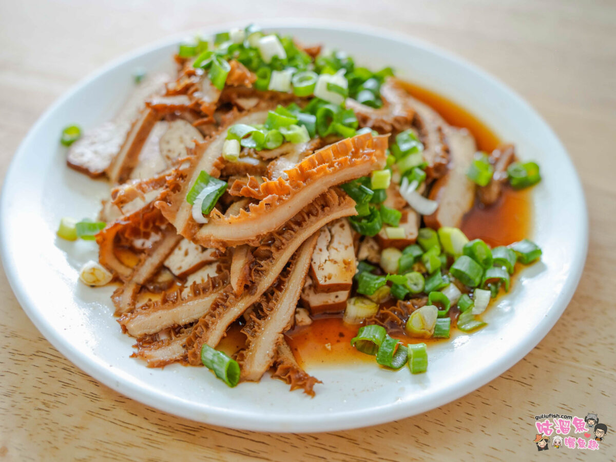 大雅牛肉麵 | 有冷氣且好停車，隱藏巷弄裡的在地人必吃小吃美食！