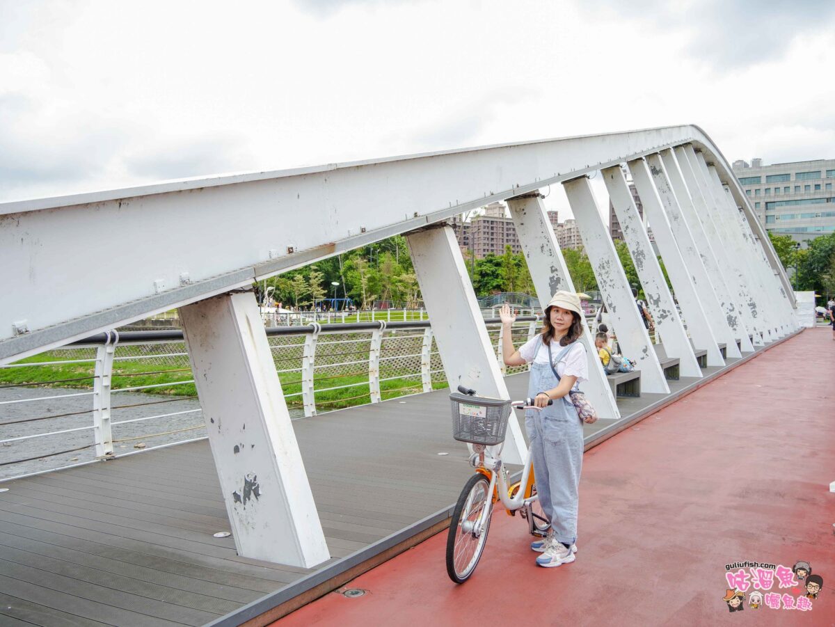 南崁溪桃園區第一河濱公園共融式遊戲場 | 桃園免費親子景點推薦！結合七感體驗打造適合全齡的遊憩環境， 還可騎自行車觀賞河景十分愜意