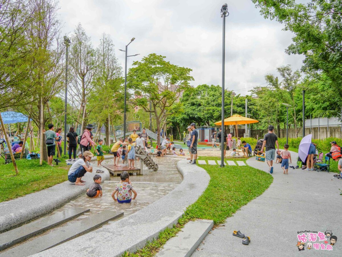 南崁溪桃園區第一河濱公園共融式遊戲場 | 桃園免費親子景點推薦！結合七感體驗打造適合全齡的遊憩環境， 還可騎自行車觀賞河景十分愜意