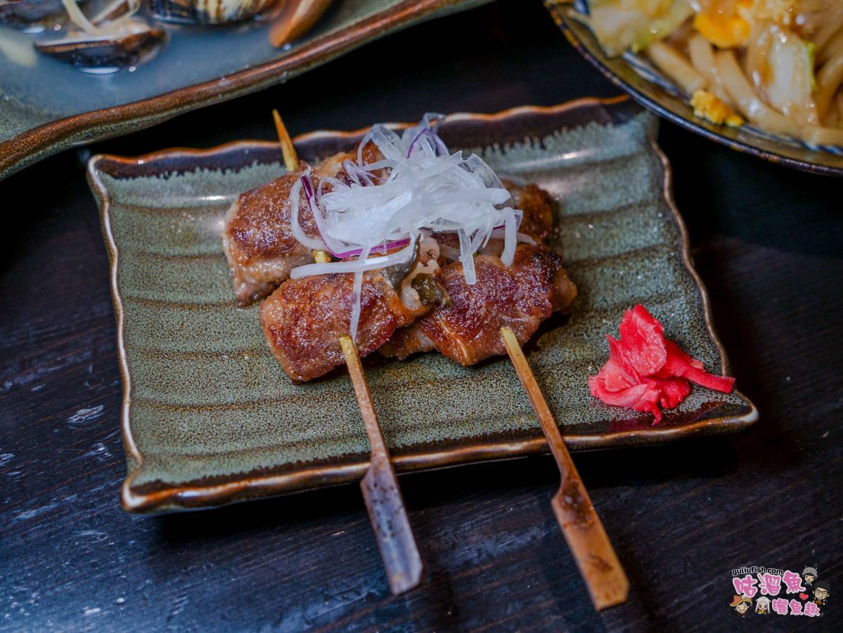 高雄》柶築晚酌の店 | 濃厚日式氛圍居酒食屋好聚處！多道特色料理好吃且值得推薦的深夜食堂好選擇