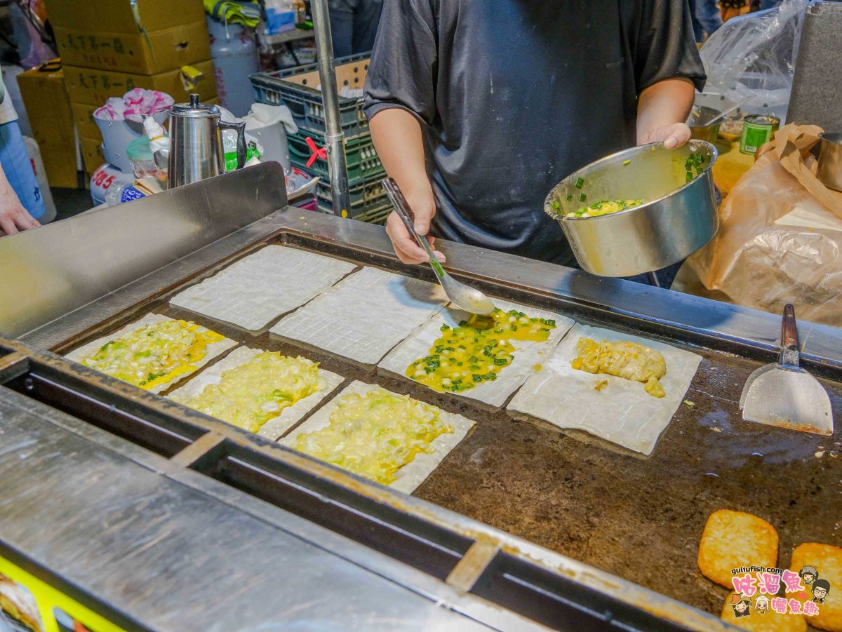 台北》饒河街觀光夜市 | 精選必吃小吃美食推薦！就算排隊也不容錯過