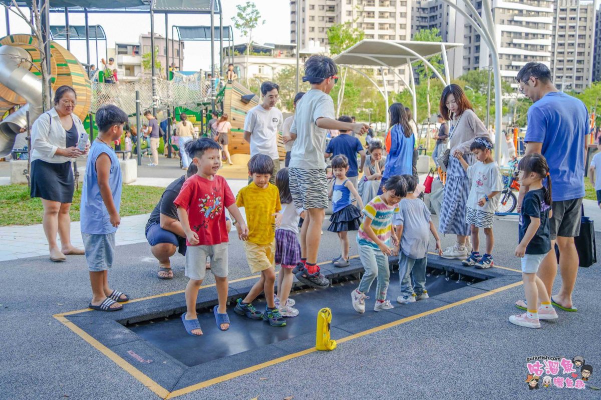 台中親子公園》豬事圓滿公園 | 以可愛小豬為主題打造的共融遊戲場，既可愛又好玩，大人也可一旁野餐