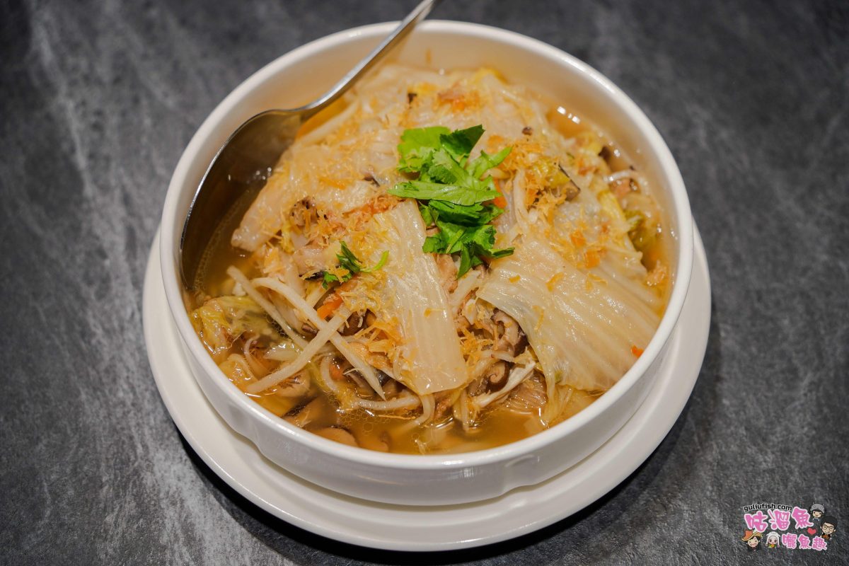 高雄美食》白玉樓新譯經典台菜 | 夢時代美食餐廳推薦！懷舊酒家菜經典呈現，適合多人聚餐的好選擇