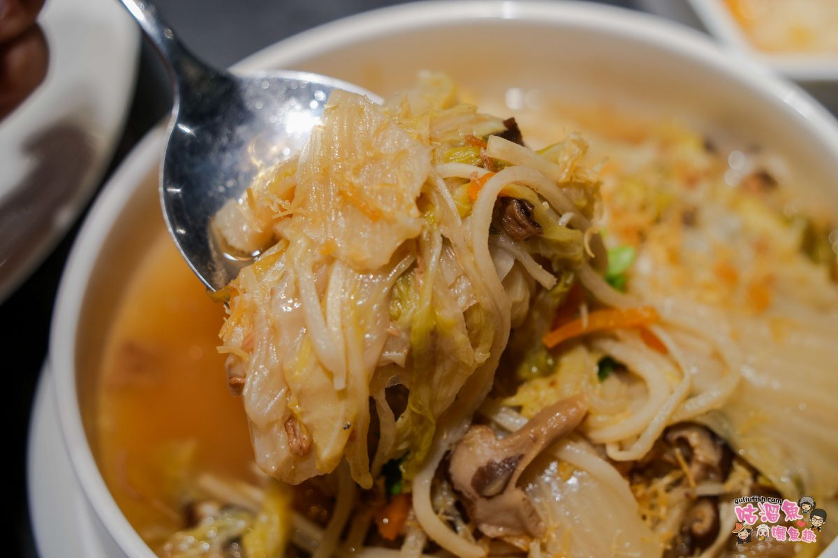 高雄美食》白玉樓新譯經典台菜 | 夢時代美食餐廳推薦！懷舊酒家菜經典呈現，適合多人聚餐的好選擇
