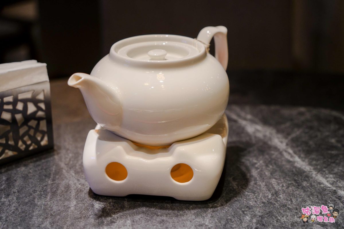 高雄美食》白玉樓新譯經典台菜 | 夢時代美食餐廳推薦！懷舊酒家菜經典呈現，適合多人聚餐的好選擇