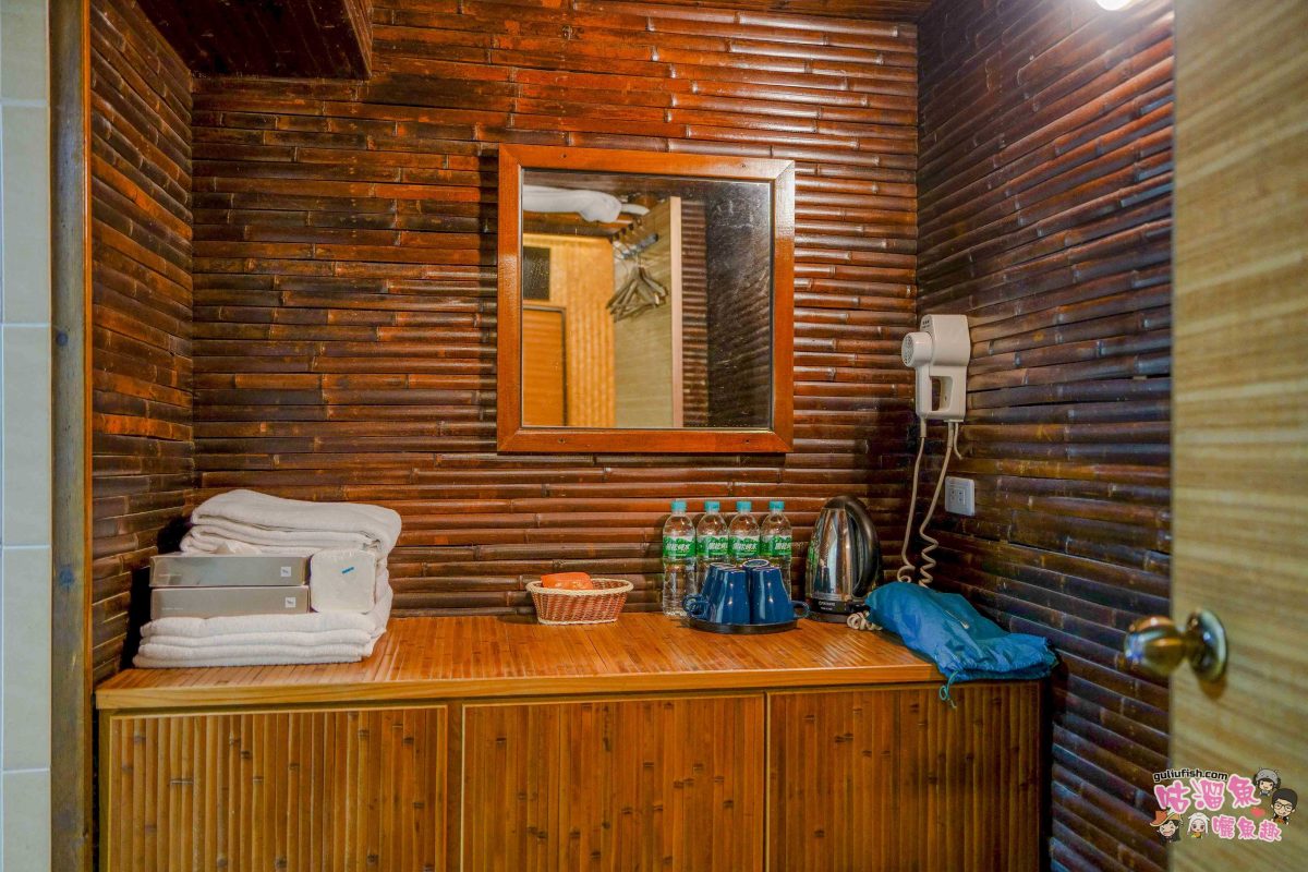 南投竹山親子景點》海盜村一泊四食全攻略 | 兩天一夜暢玩童趣設施，多項體驗好玩又好拍，入住全台獨家海盜竹屋