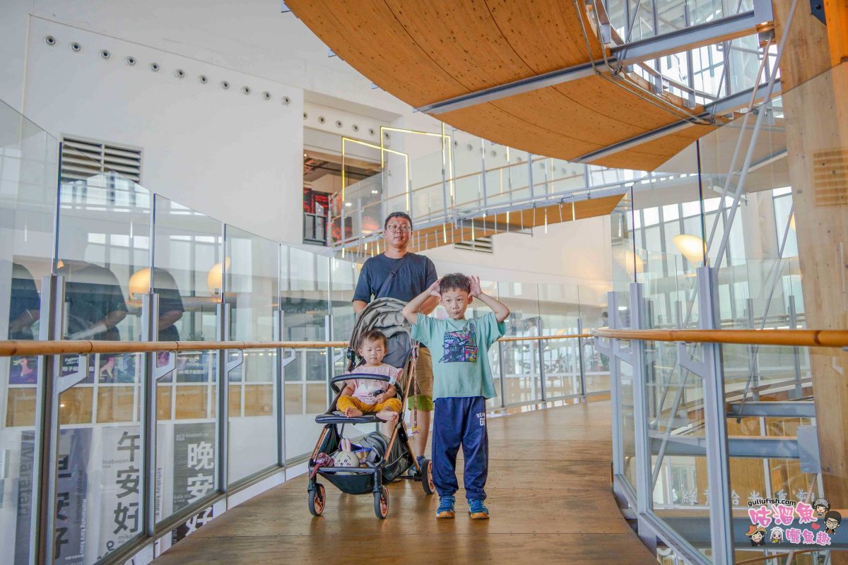南投景點》樹德半山夢工廠 | 夢幻趣味多元室內景點！擁有全球最大室內木構巨樹、全台室內最高攀岩牆，好吃好玩一站滿足