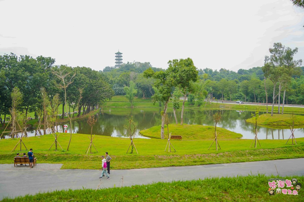 高雄景點》高雄果嶺自然公園 | 高雄最大規模都會綠洲！70 公頃休閒散步運動綠地廣場免費入園