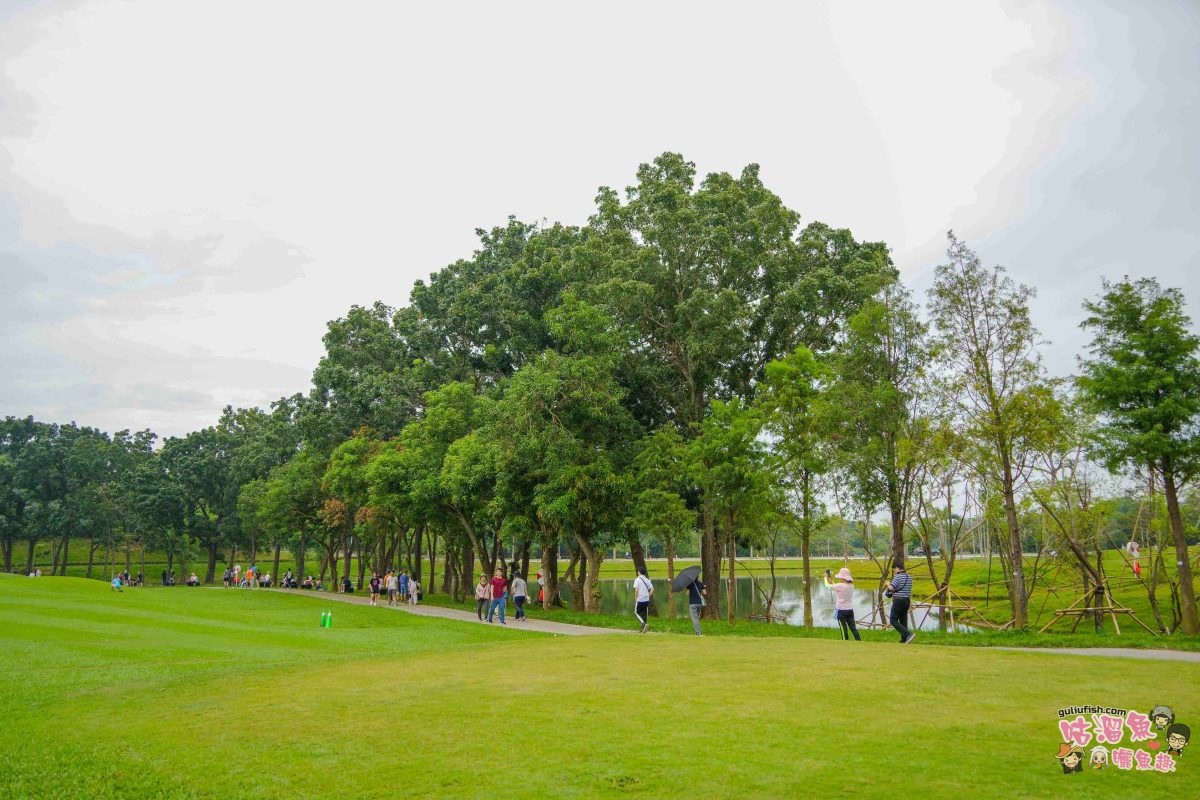 高雄景點》高雄果嶺自然公園 | 高雄最大規模都會綠洲！70 公頃休閒散步運動綠地廣場免費入園
