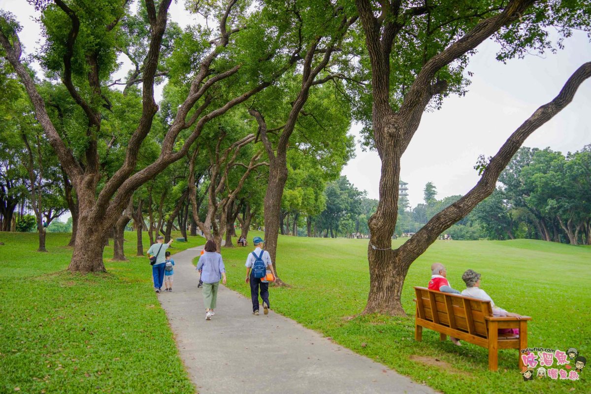 高雄景點》高雄果嶺自然公園 | 高雄最大規模都會綠洲！70 公頃休閒散步運動綠地廣場免費入園