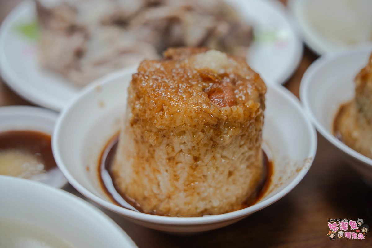 高雄美食》清溪小吃部 | 飄香逾七十年老店，三鳳中街排隊美食，必吃鹹湯圓