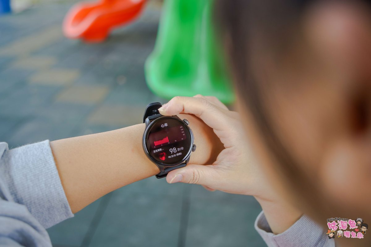 樂米 LARMI 智能手錶 Ai6 | 從睡眠到運動全天候健康管家，AI數據幫助我活出理想智慧生活，超長續航又防水