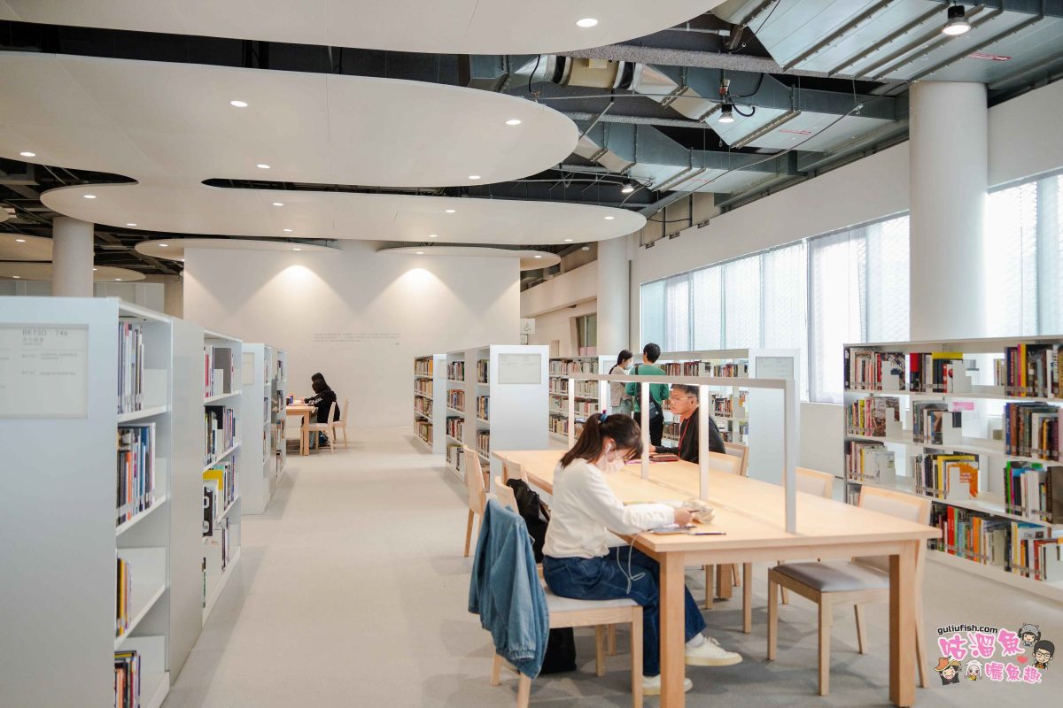 台中景點》臺中綠美圖 | 隱藏公園裡的絕美圖書館，森林中的美術館，夢幻白建築結合愜意戶外綠地空間