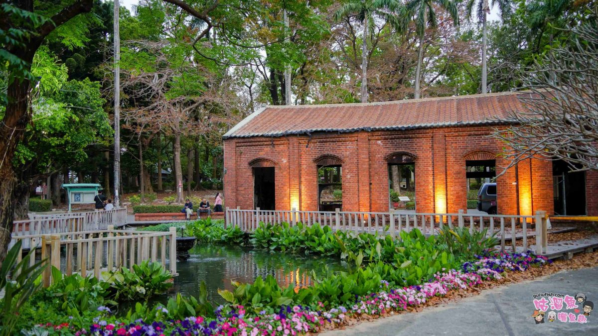 高雄景點》橋頭糖廠 鐵園迷城 | 絕美繽紛九重葛，夢幻盛開浪漫迷城中！